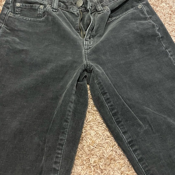 American Eagle Jeans/Size 6 - Picture 5 of 13